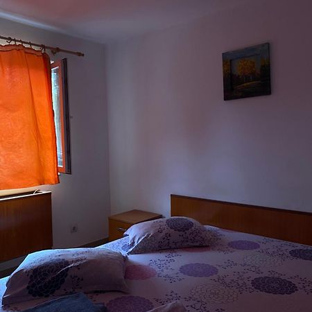 Villa Quiet Garden 1st Floor Bukarest Exterior foto