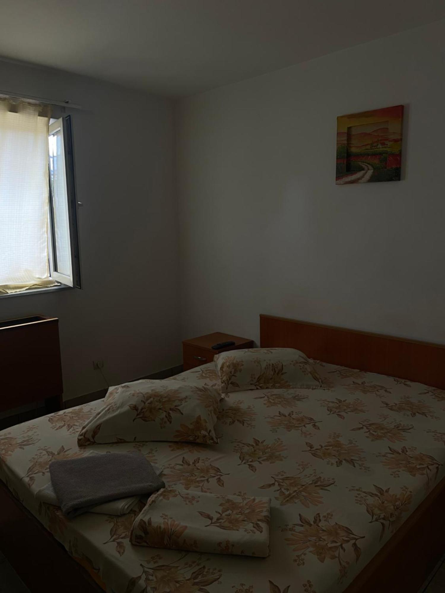 Villa Quiet Garden 1st Floor Bukarest Exterior foto
